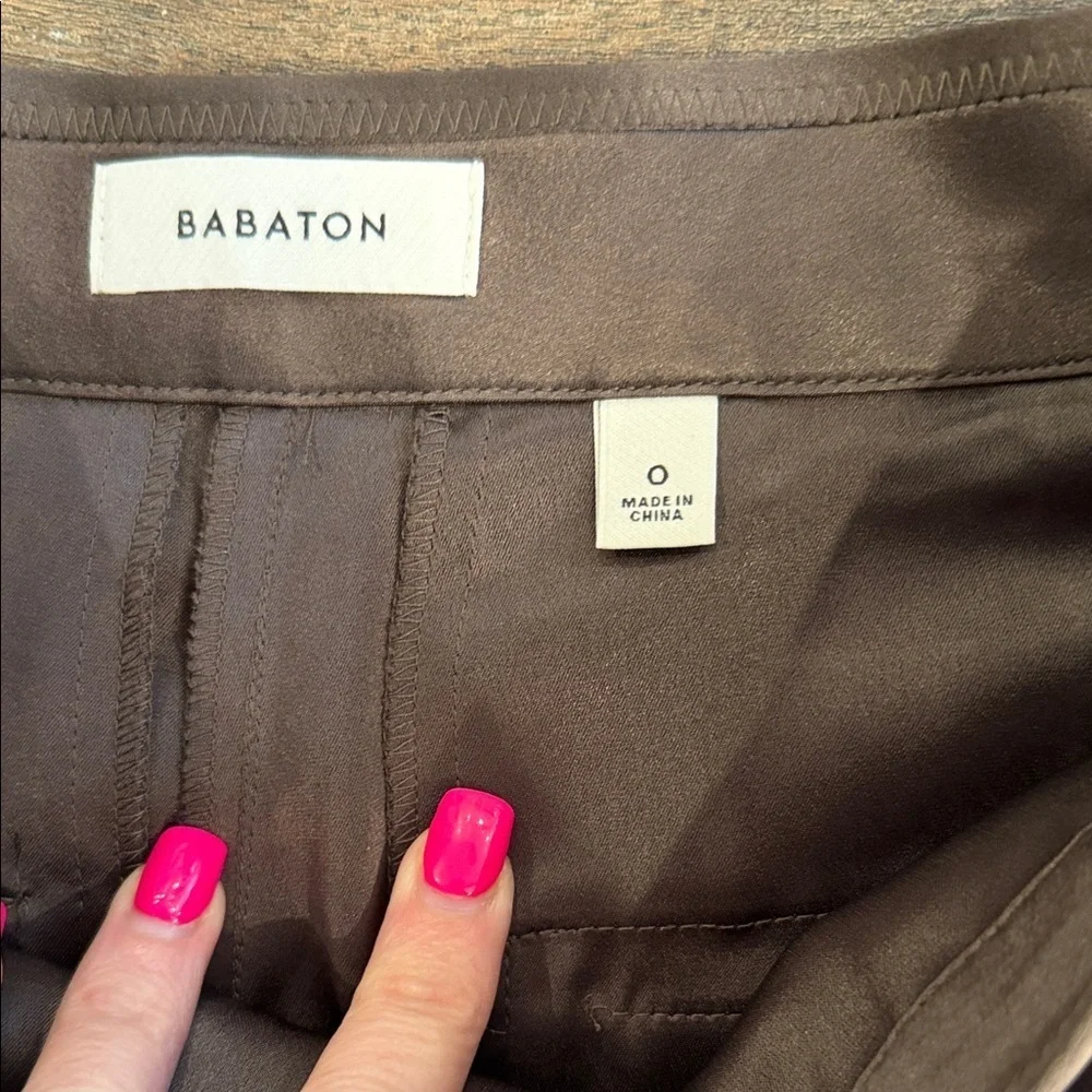 Aritzia Babaton Vogue Pants in brown. Women’s size 0 - Picture 3 of 6